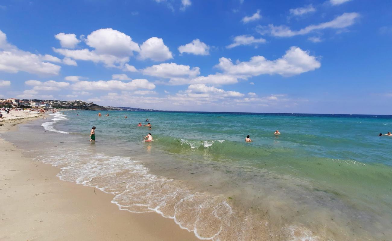 Photo de Sultankoy beach avec sable beige de surface