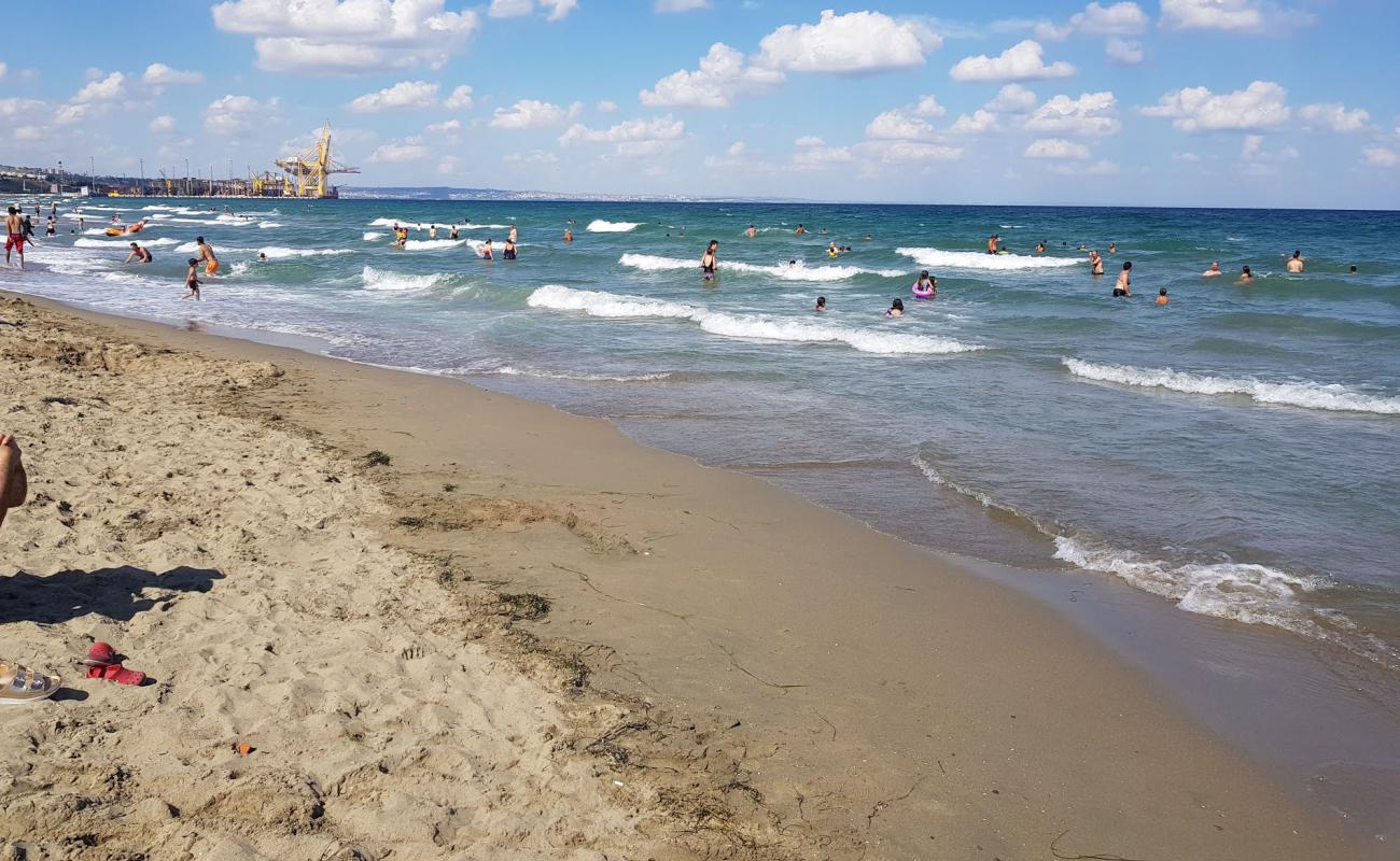 Photo de Kumbag beach avec sable fin marron de surface