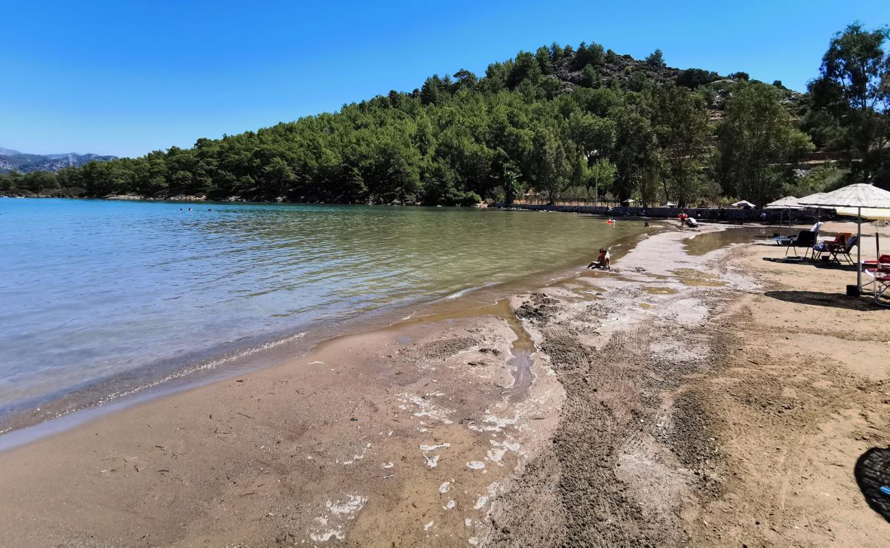Photo de Akkum koyu avec sable brun de surface