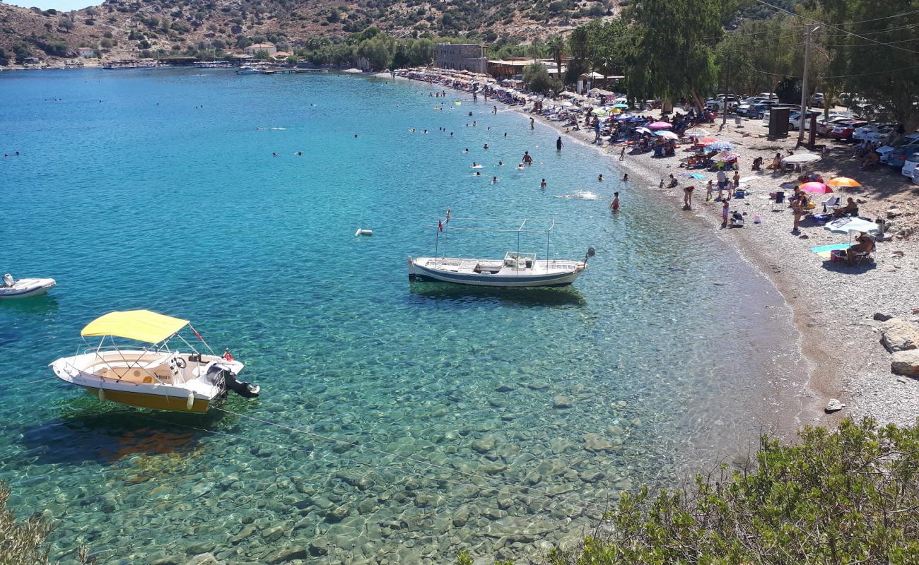 Photo de Kargi beach avec caillou gris de surface