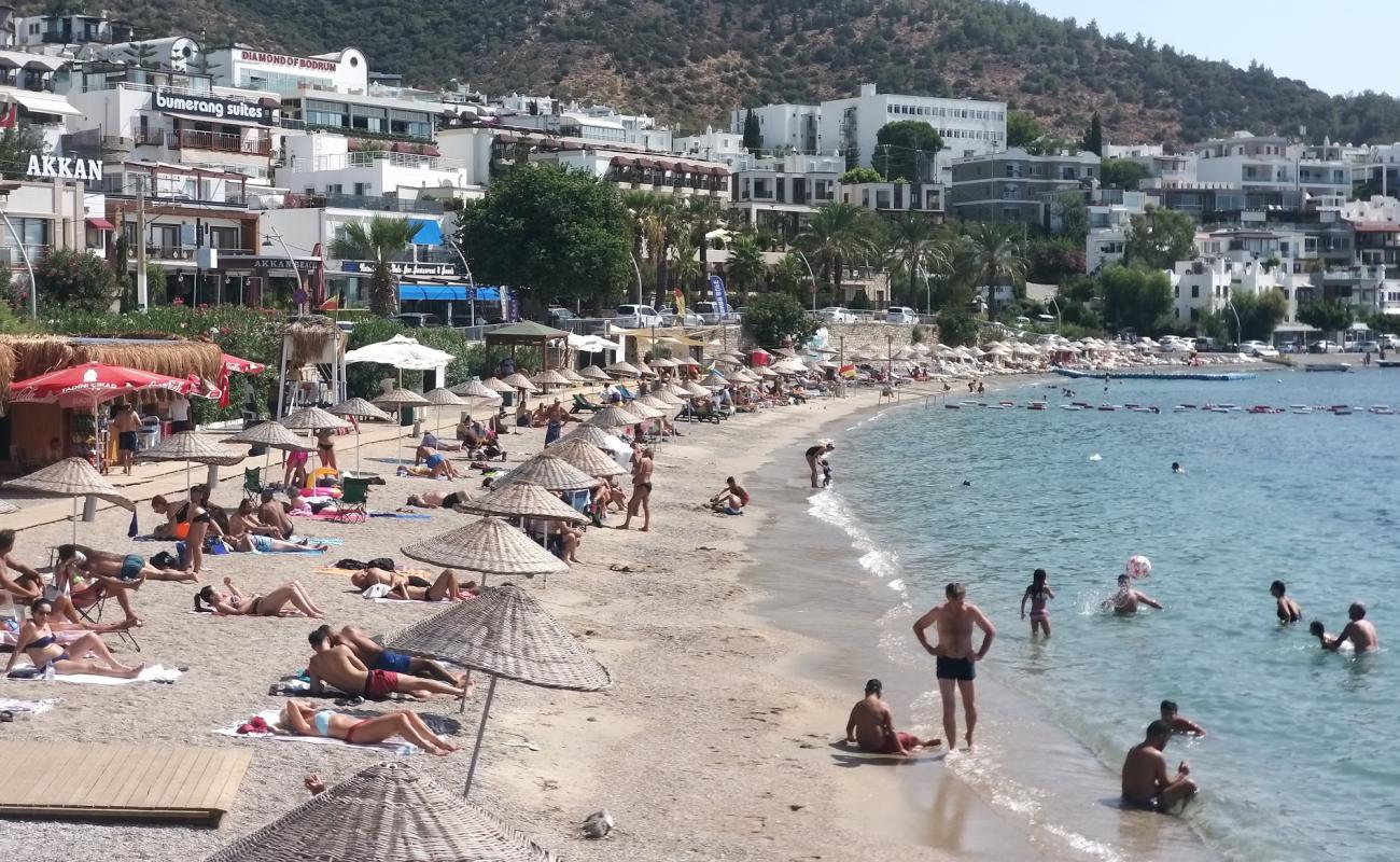 Photo de Plage de Bodrum avec galets beige de surface