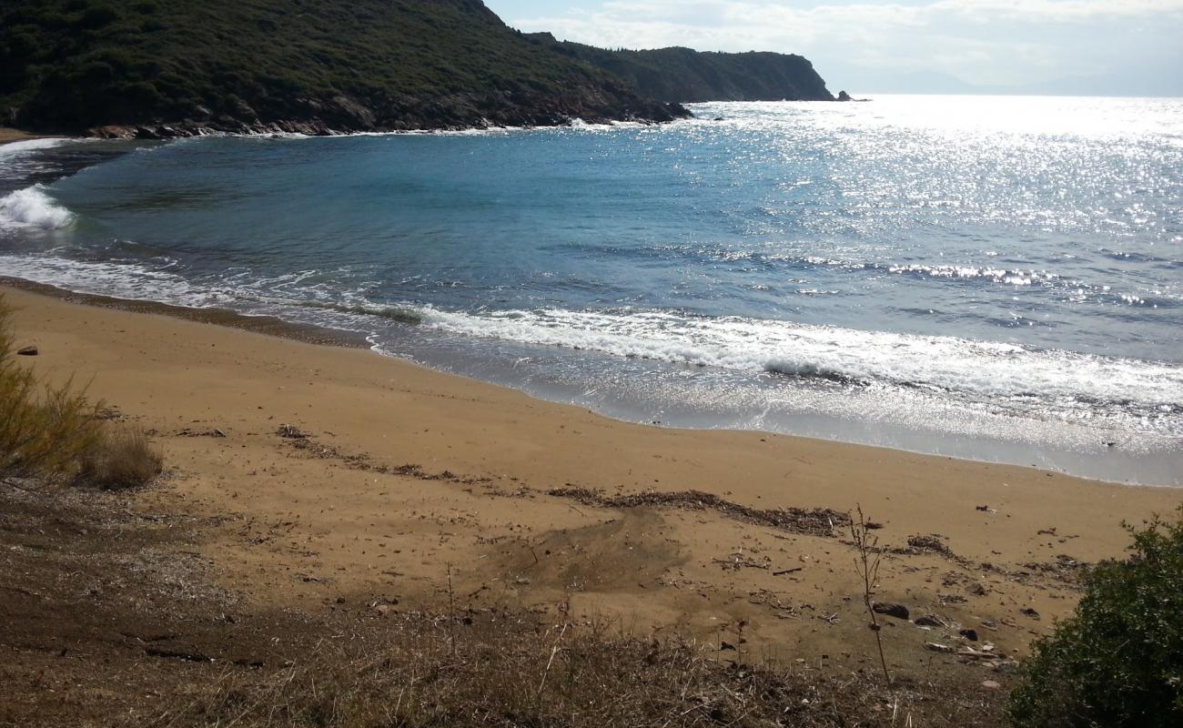 Photo de Sicaksu Beach avec sable noir & galets de surface