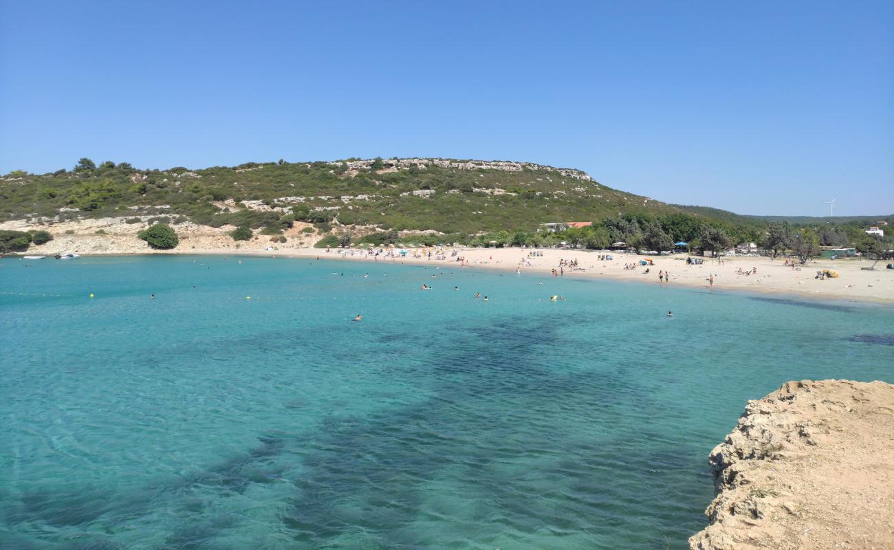 Photo de Altinkoy Plaji avec sable beige de surface