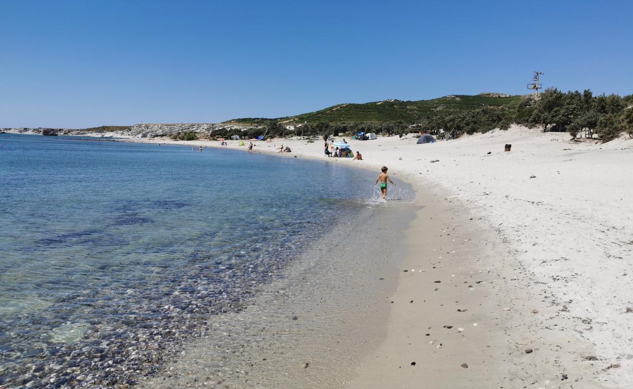 Photo de Gilikli Halk Plaji avec sable beige & galets de surface