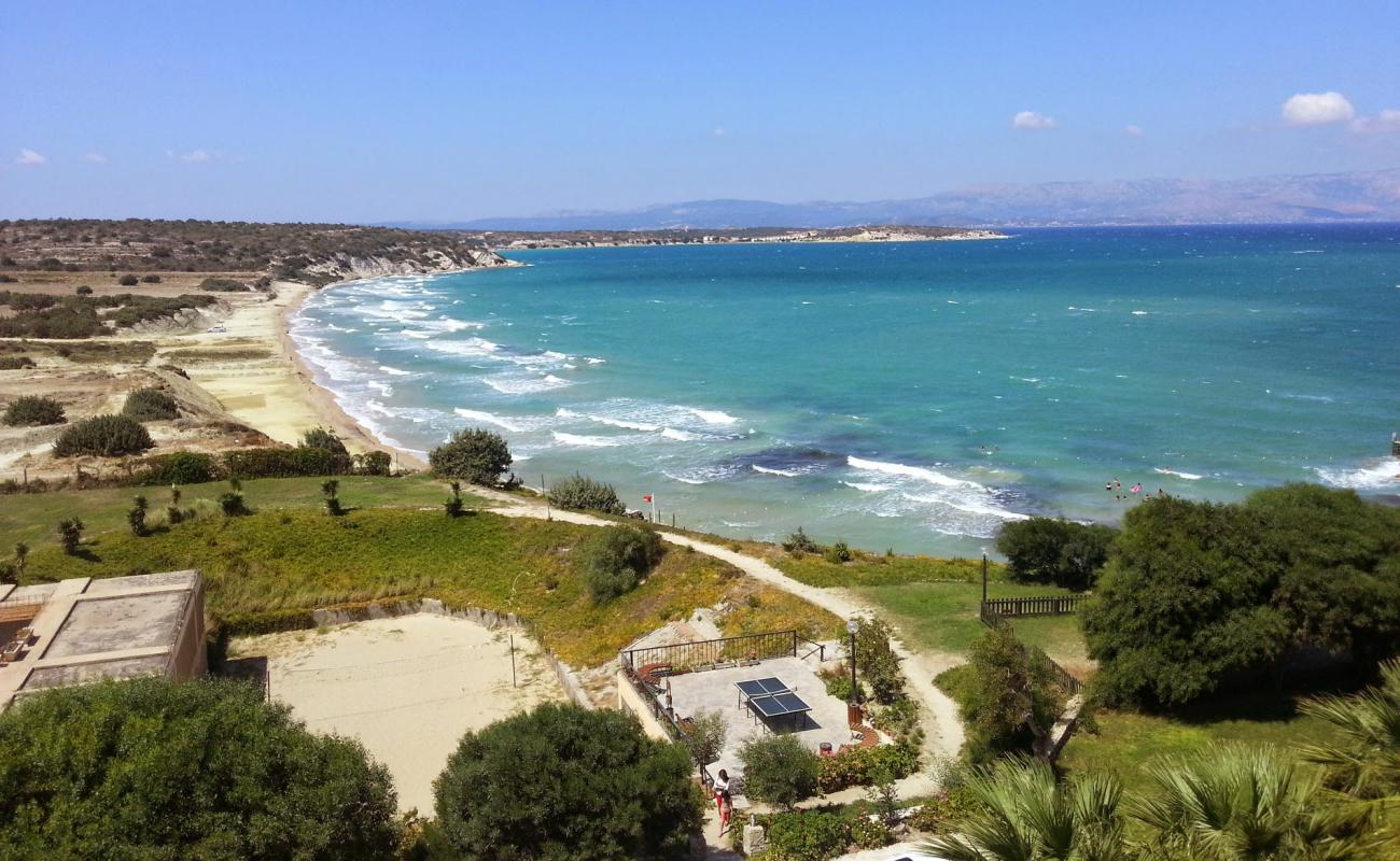 Photo de Turgutlu Dostlar avec sable lumineux de surface