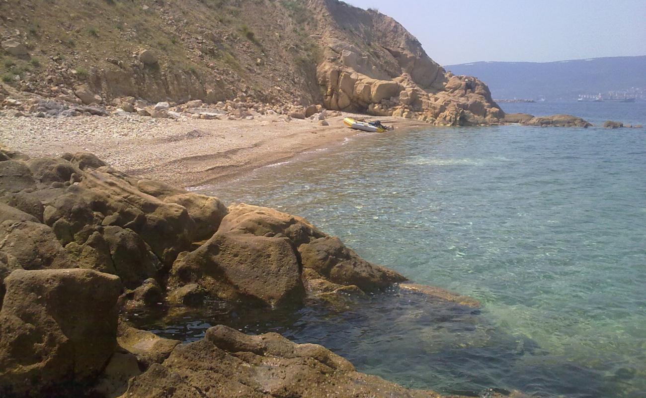 Photo de Cakmakli Beach IV avec galets bruns de surface