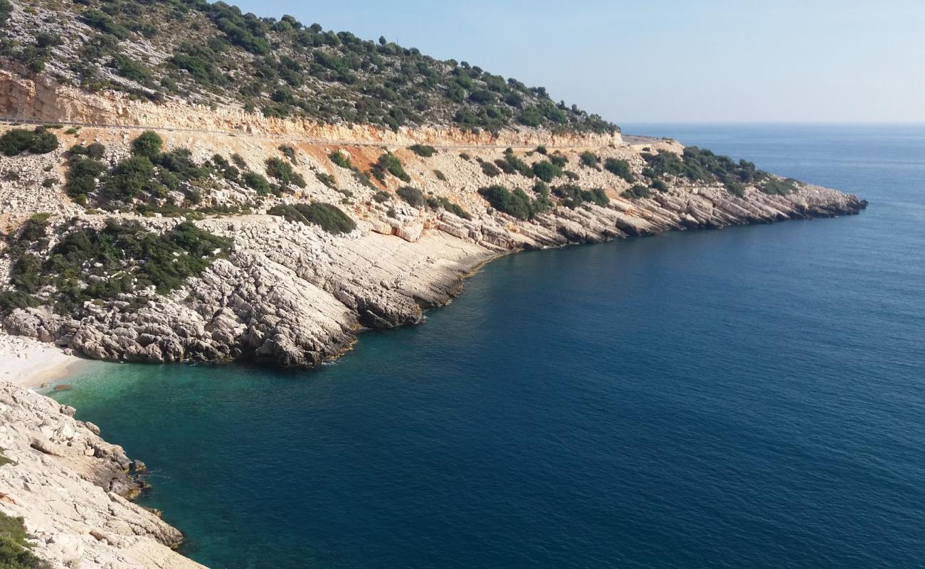 Photo de Gokliman Beach III avec galets beige de surface