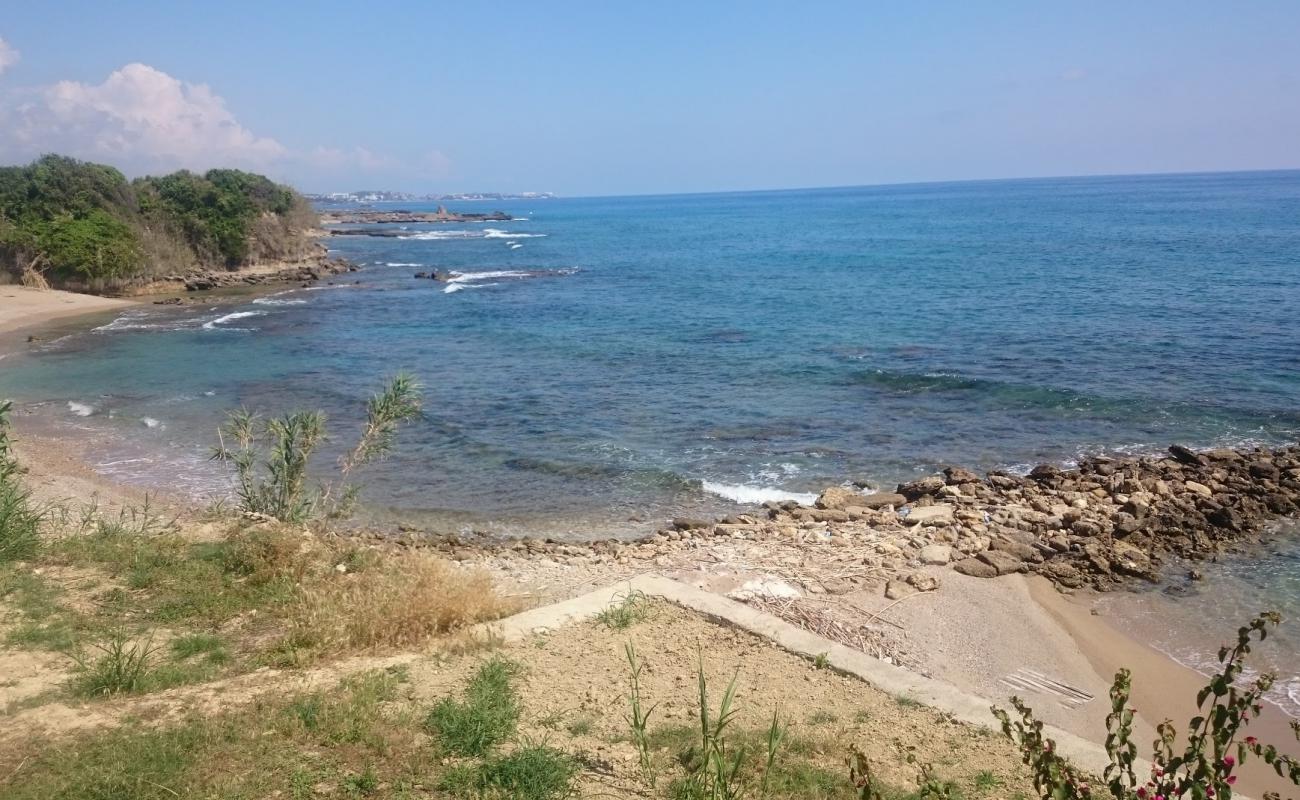 Photo de Okurcalar beach III avec sable noir & galets de surface