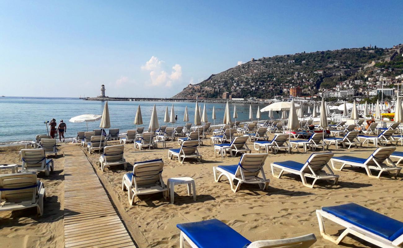 Photo de Galip Dere beach avec sable brun de surface