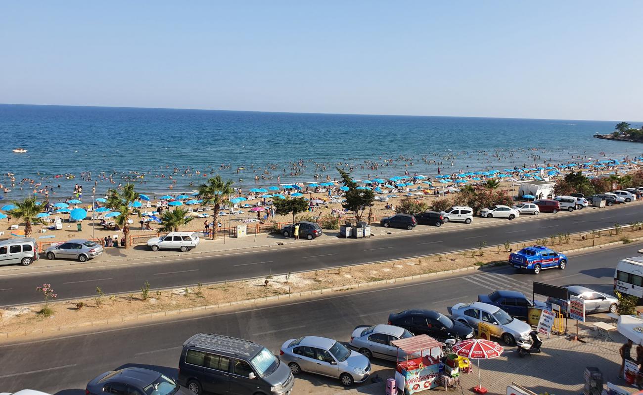 Photo de Ayas beach III avec sable beige de surface