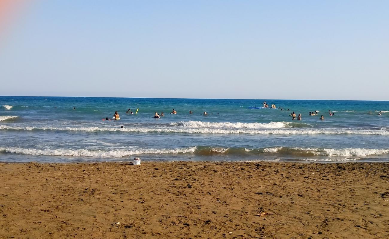 Photo de Queenaba beach avec sable beige de surface