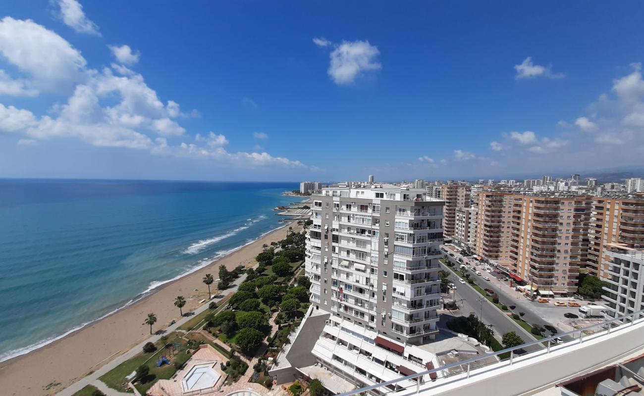 Photo de Soli beach avec sable lumineux de surface