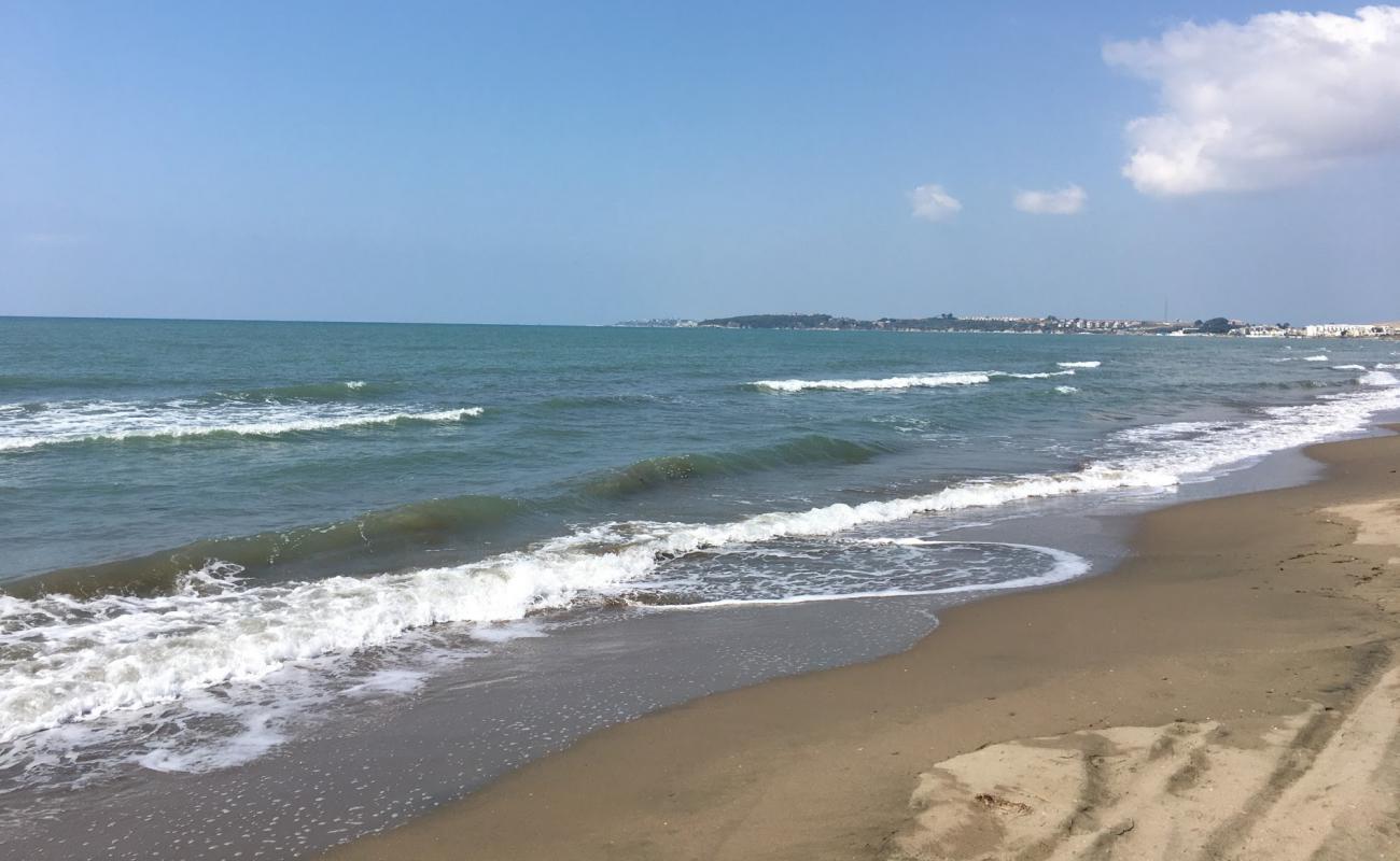 Photo de Tarsus beach avec sable beige de surface
