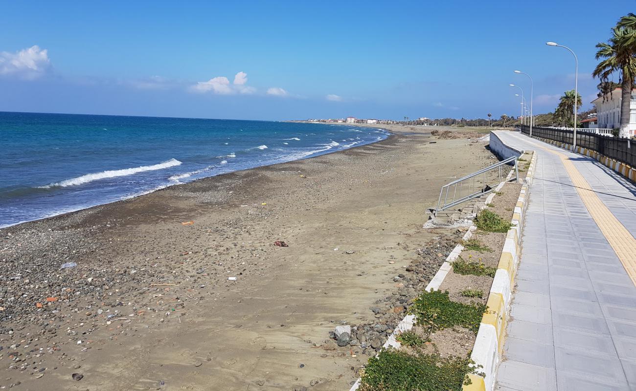 Photo de Gozculer beach avec sable lumineux de surface