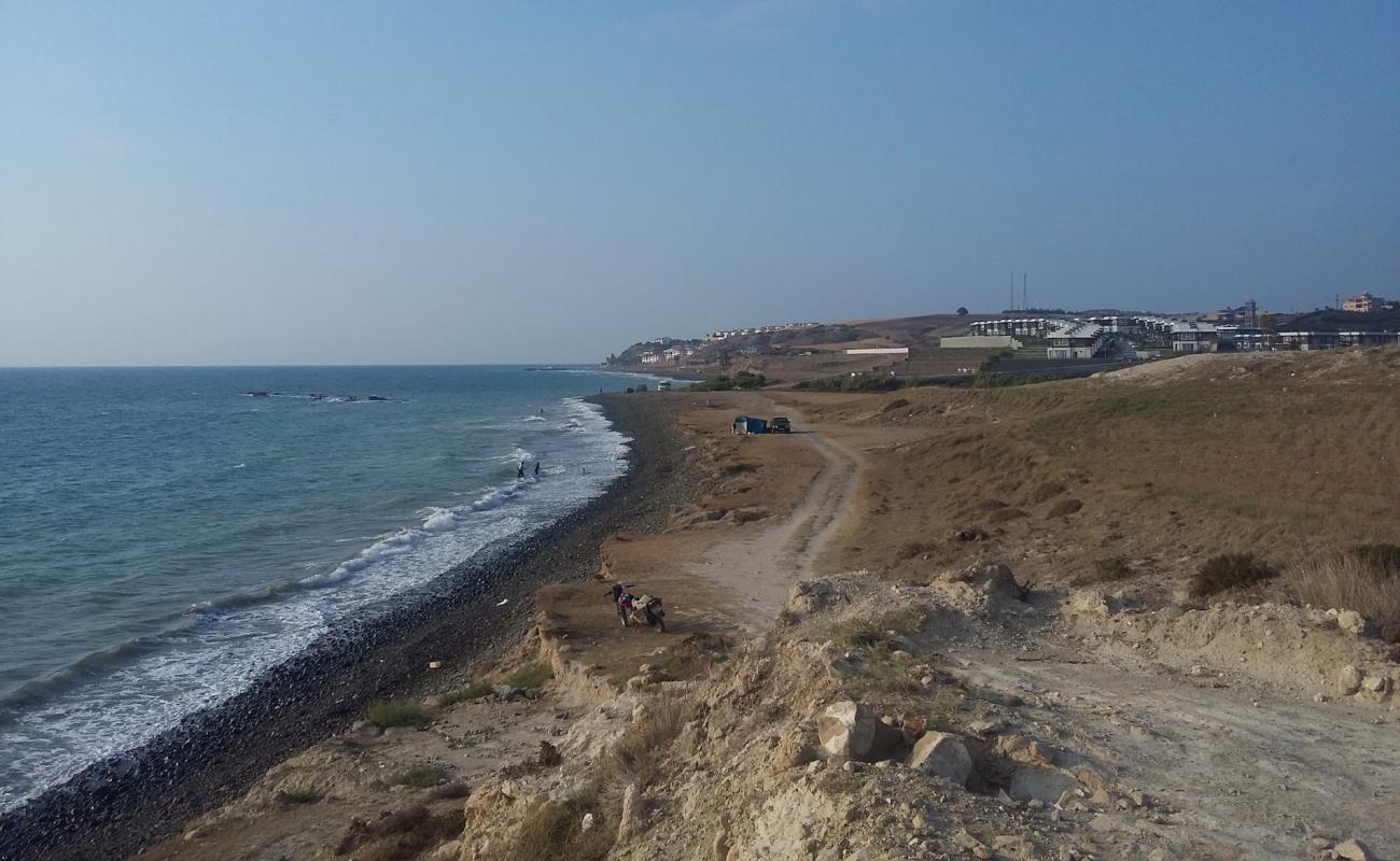 Photo de Deniz beach avec caillou gris de surface