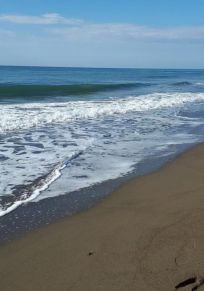 Samandag Beach
