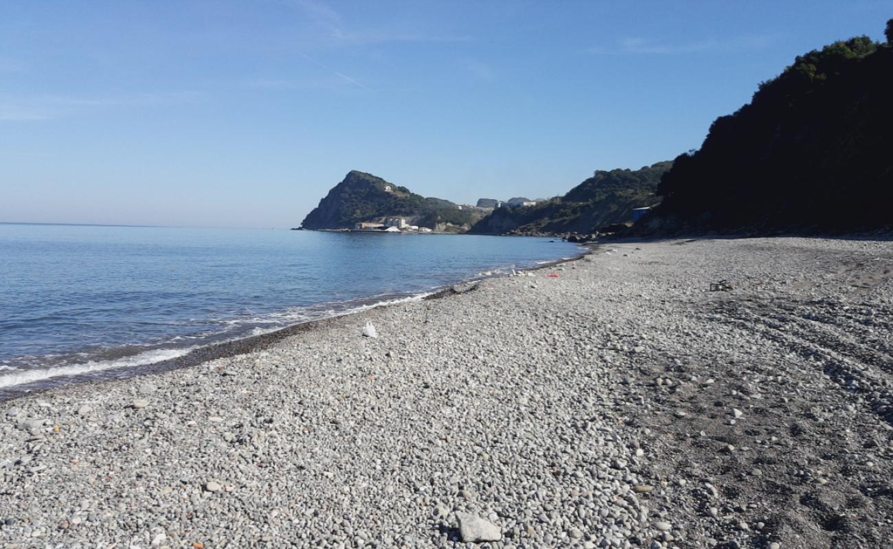 Photo de Ciglik Plaj avec sable gris & rochers de surface