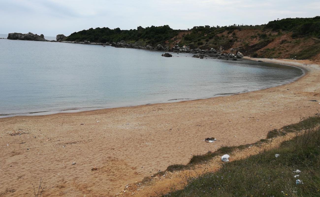 Photo de Kanilcak Koyu avec sable beige & galets de surface