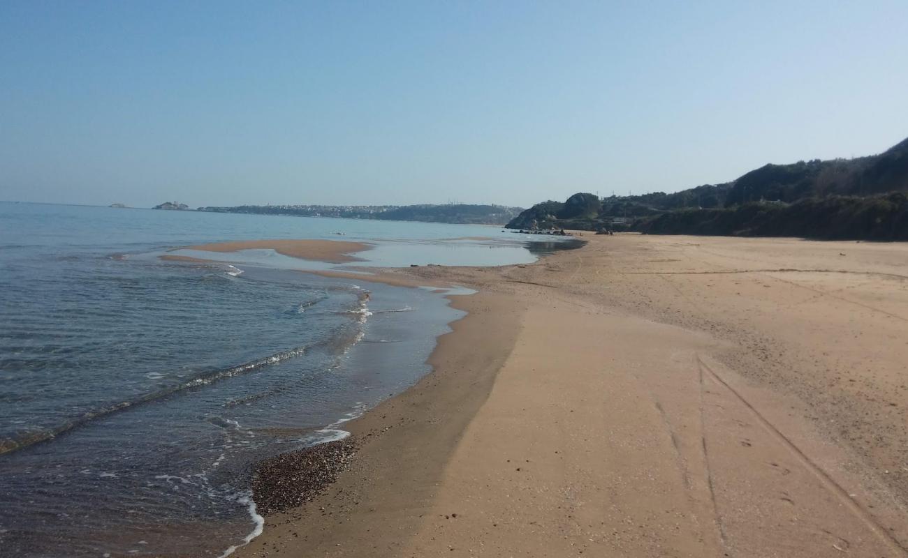 Photo de Kumbaba plaj avec sable lumineux de surface