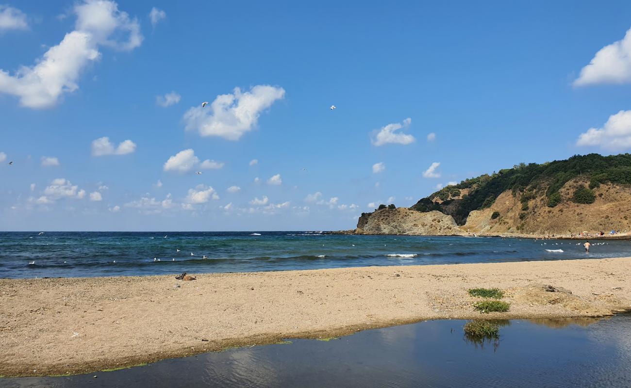 Photo de Riva Halk Plaji avec sable beige de surface