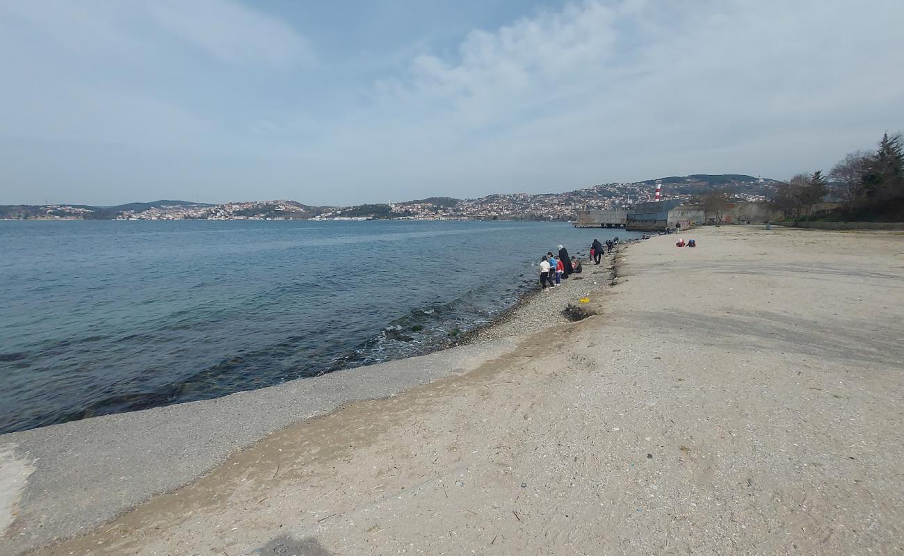 Photo de Pasabahce Plaji avec surface béton pavée de surface