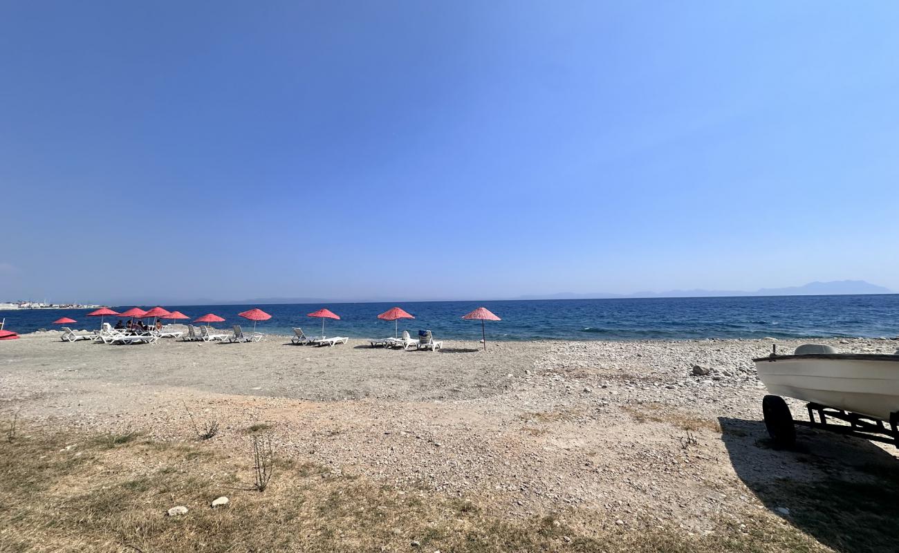 Photo de Verano Beach avec terrain rocheux de surface