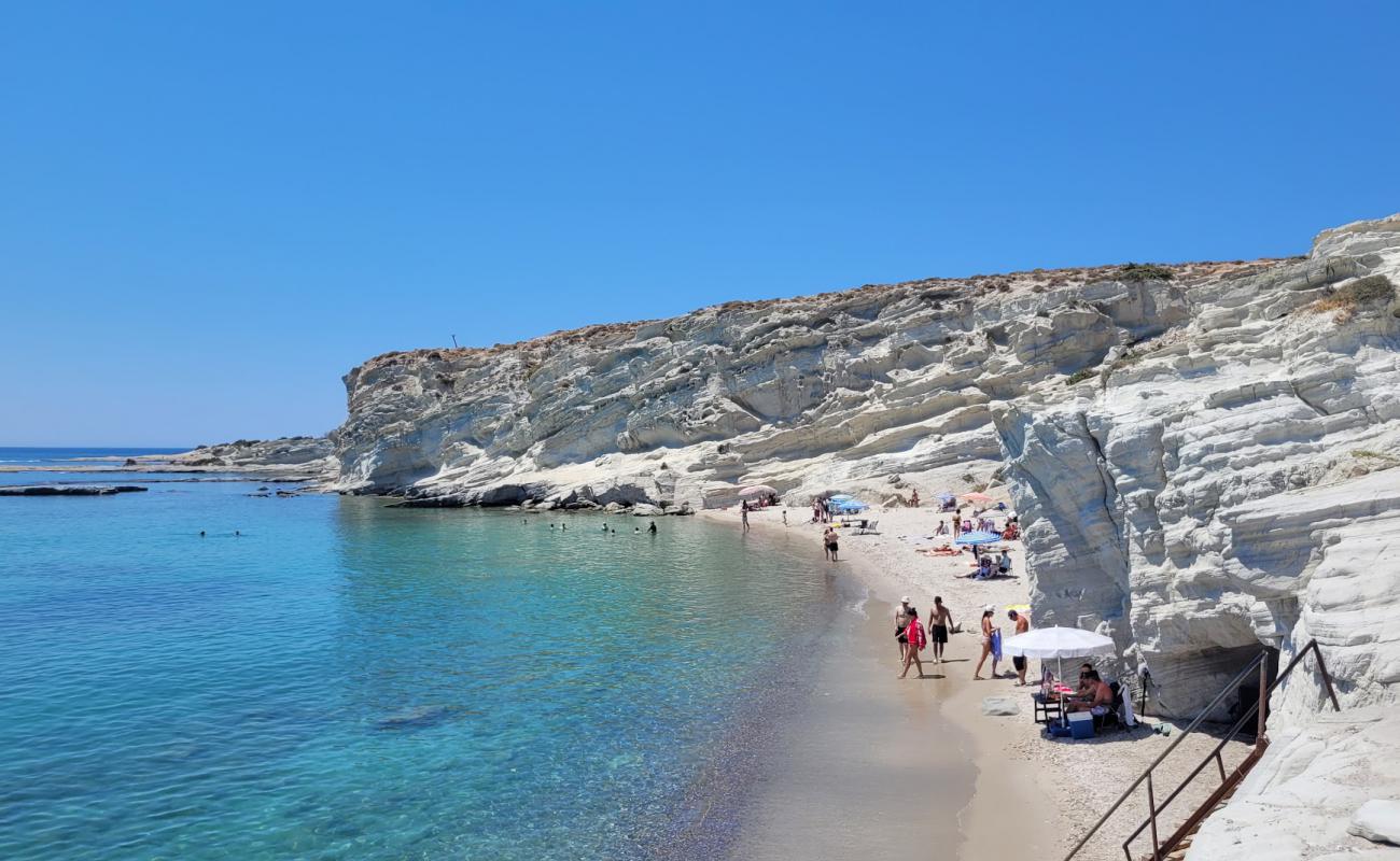 Photo de Delikli Bay avec sable blanc de surface