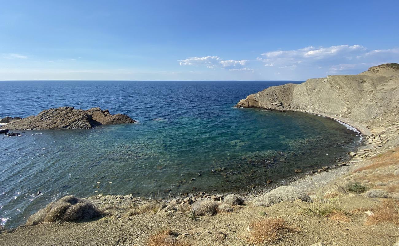 Photo de Buyuk Kemikli Beach avec terrain rocheux de surface