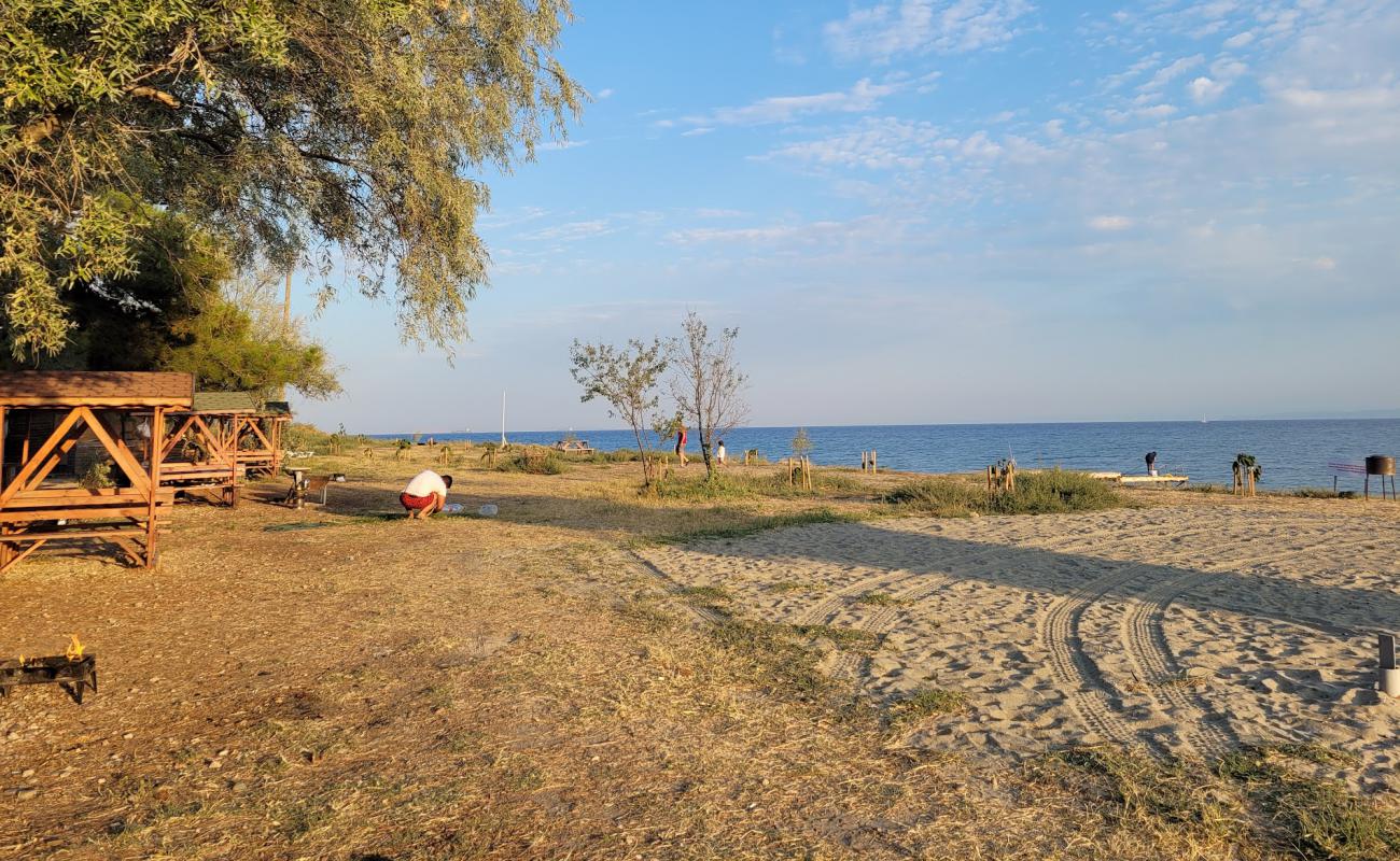 Photo de Murefte Camping Beach avec terrain rocheux de surface