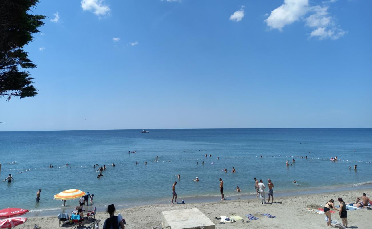Photo de Guzelce Plaji avec sable gris de surface