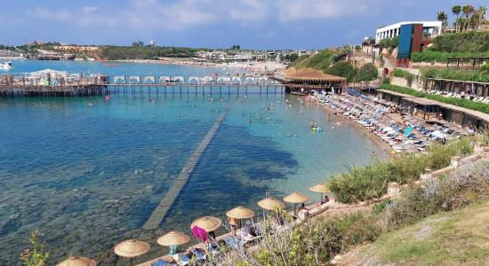 Laur Hotels Beach