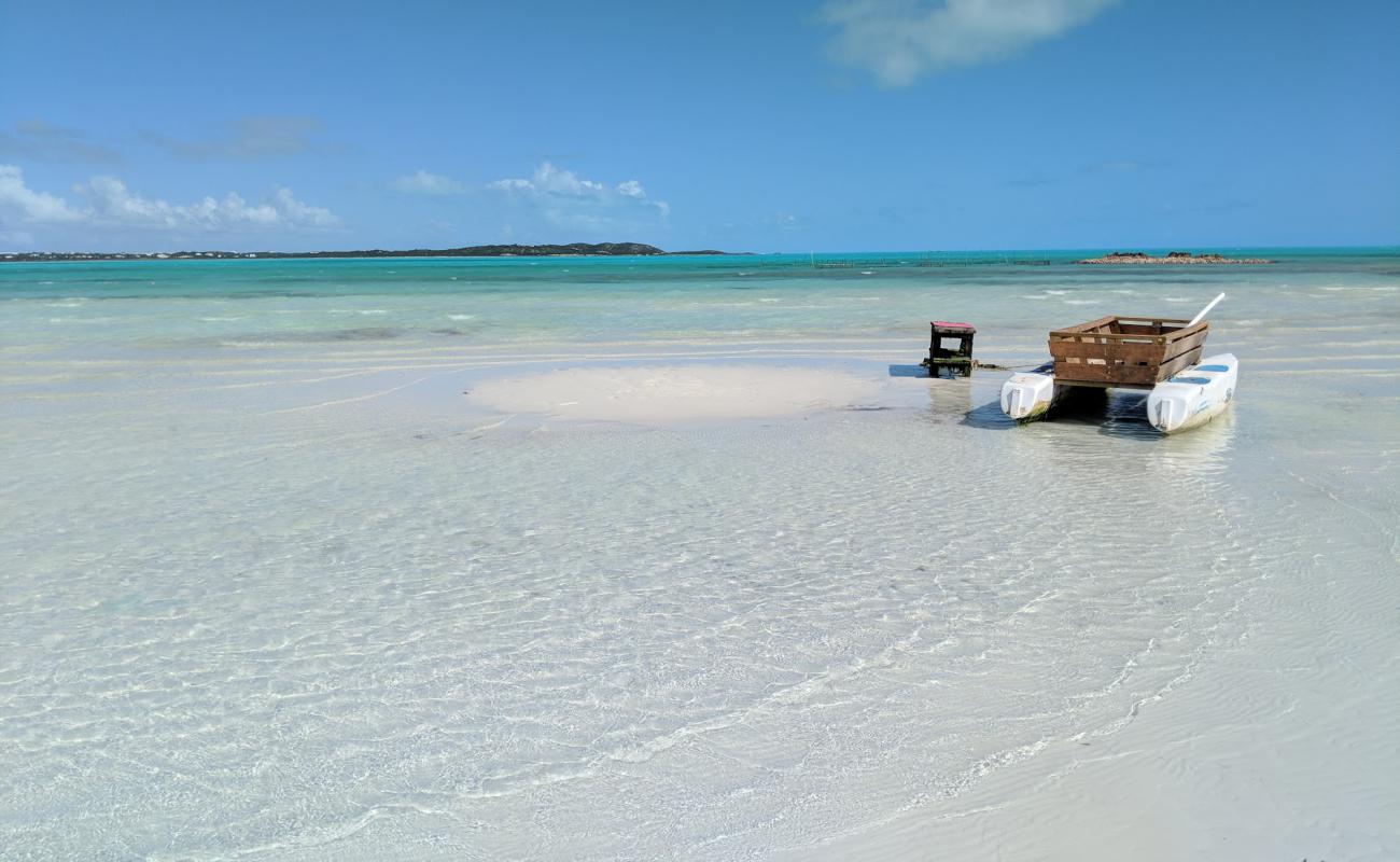 Photo de Five Cays beach avec sable fin blanc de surface
