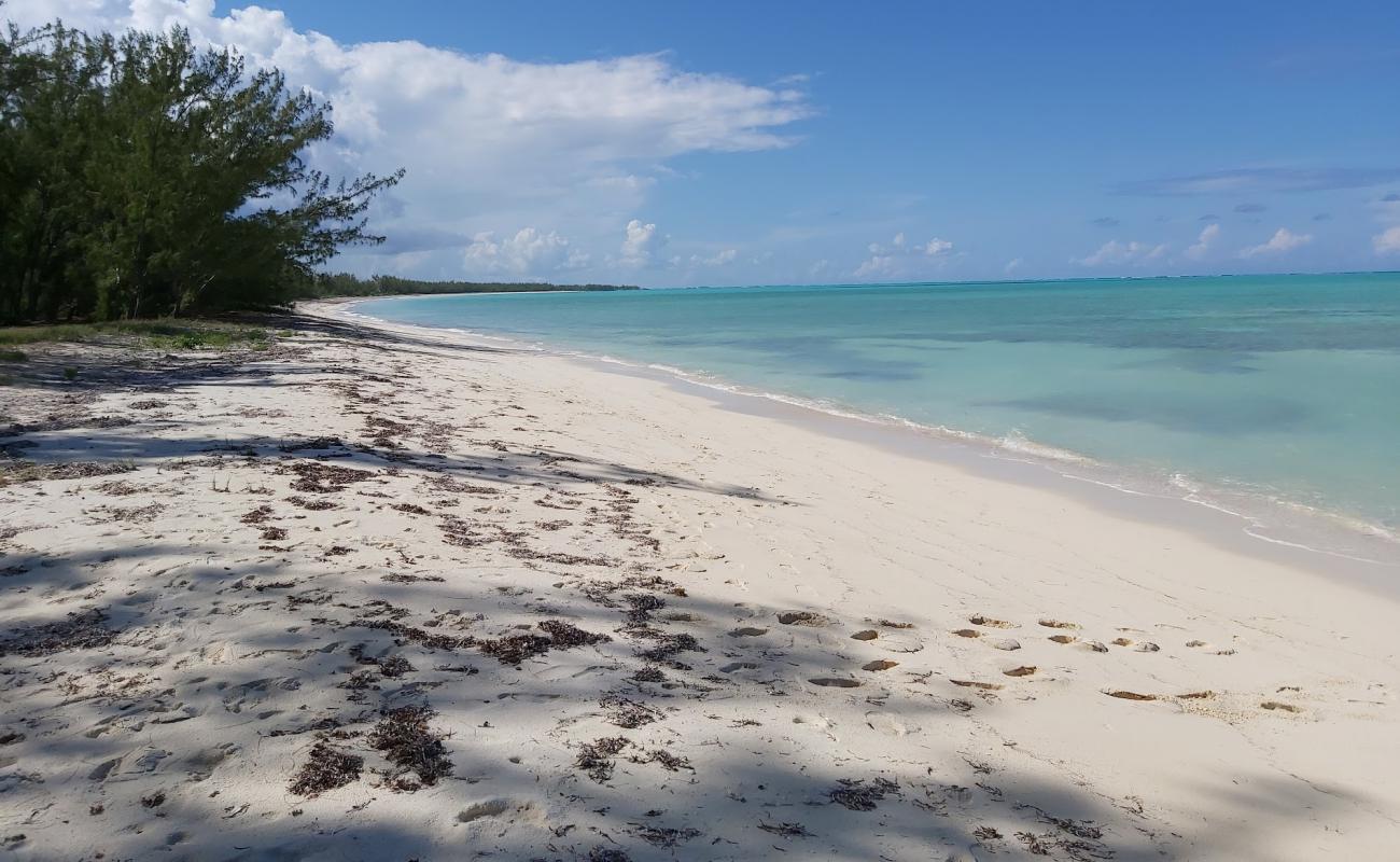 Photo de Bambarra beach avec sable beige fin de surface