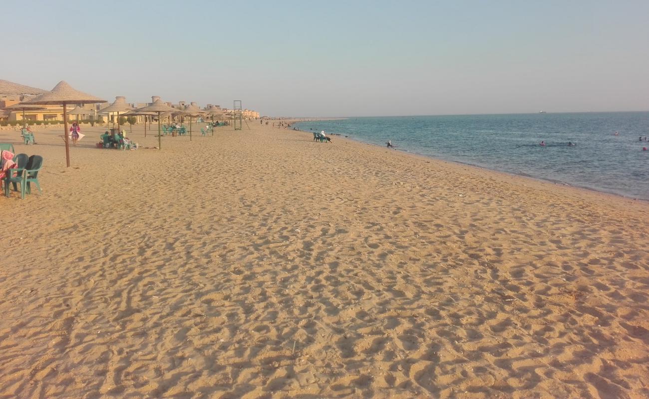 Photo de Abu Nunes Beach avec sable lumineux de surface