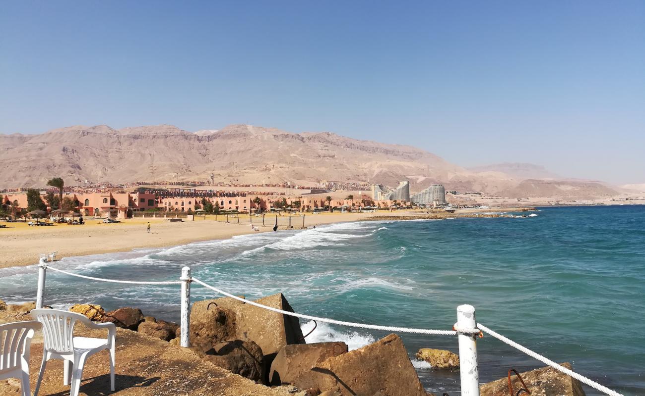 Photo de Blumar Dome Beach avec sable beige de surface