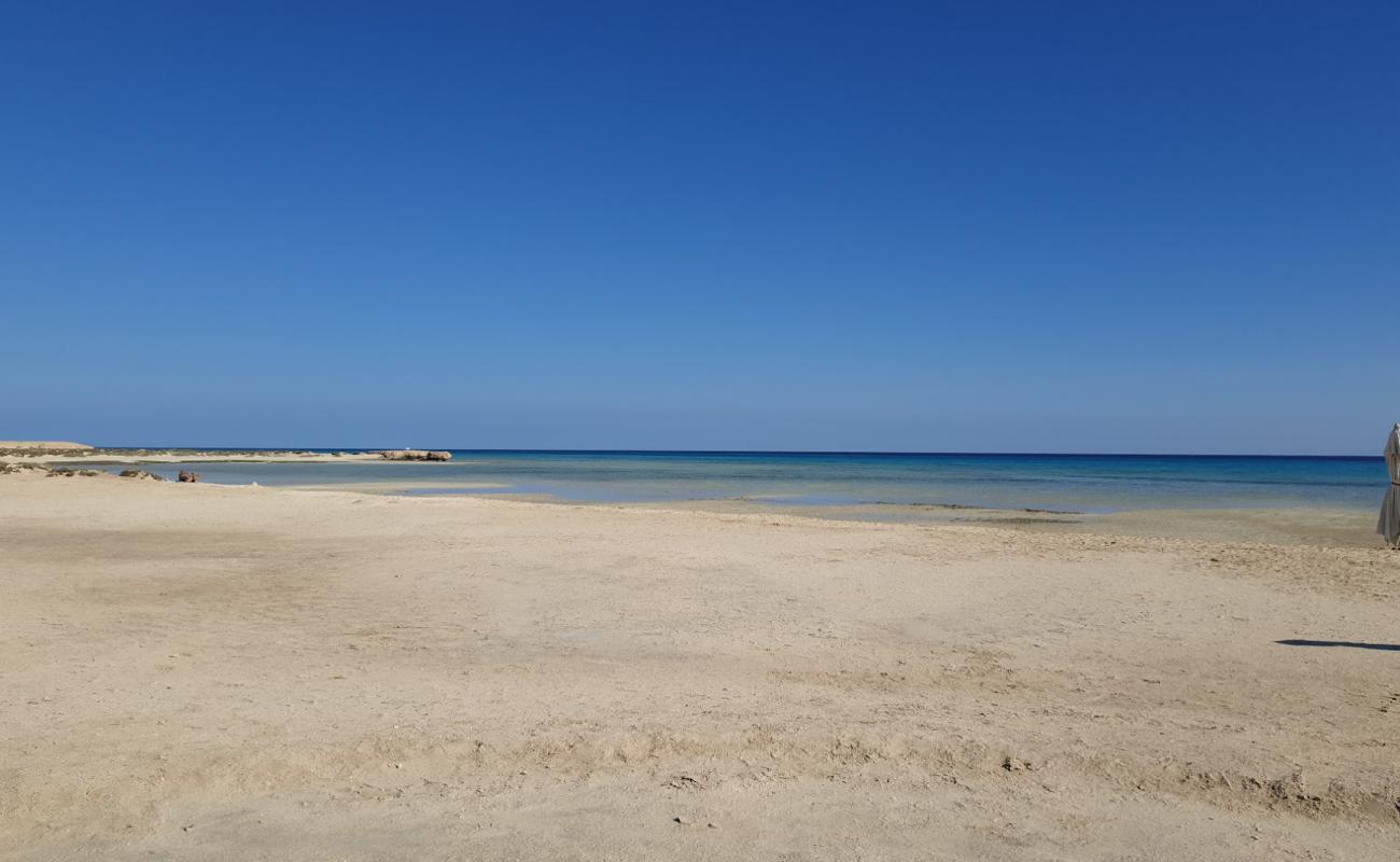 Photo de Hankorab Beach avec sable lumineux de surface