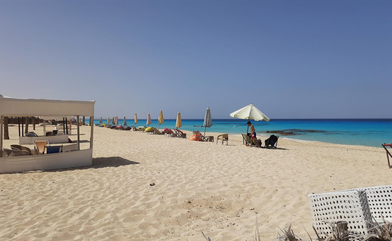 Photo de Happy Rock Private Beach avec sable lumineux de surface