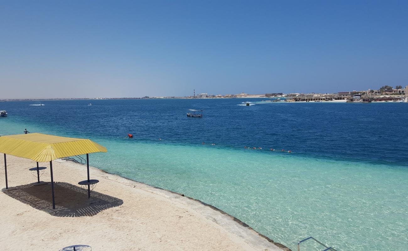 Photo de Suez Canal Authority Camp Beach avec surface béton pavée de surface