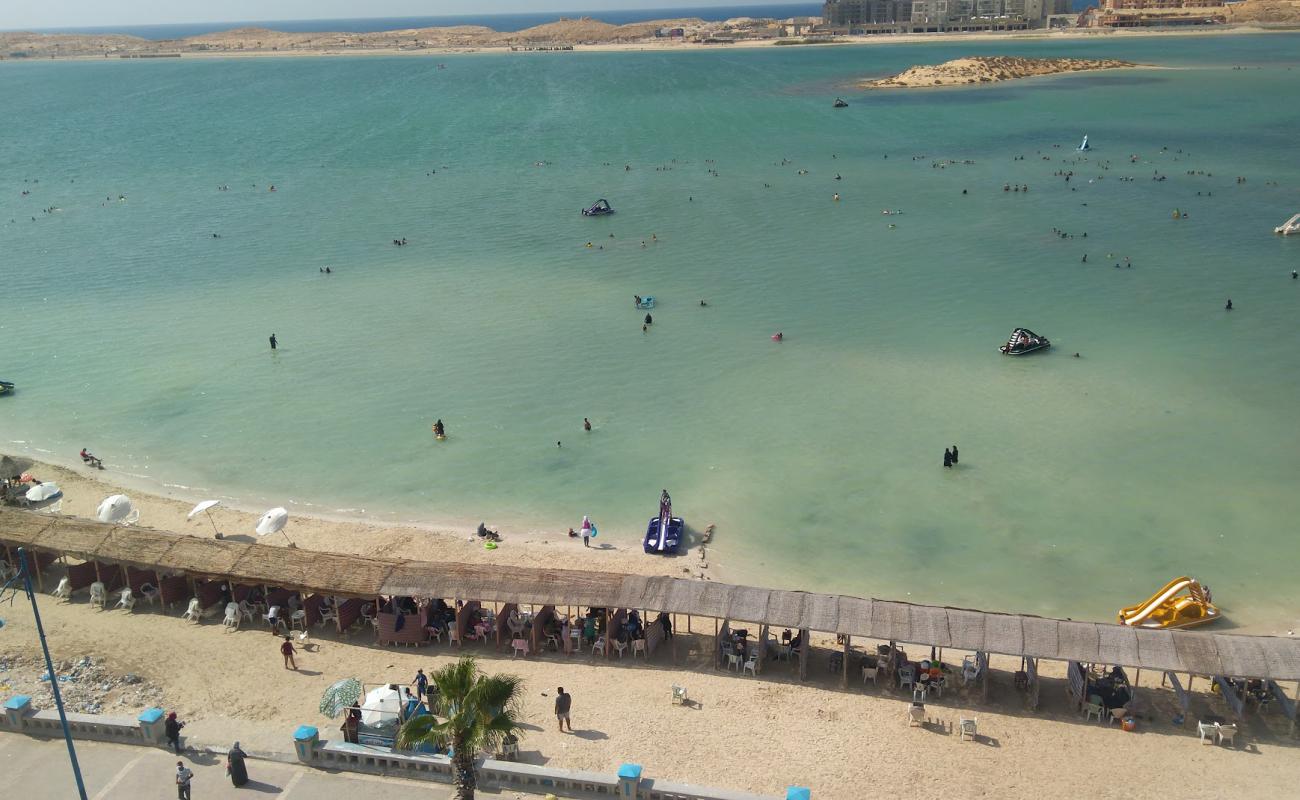 Photo de Rommel Lagoon Beach avec sable beige de surface