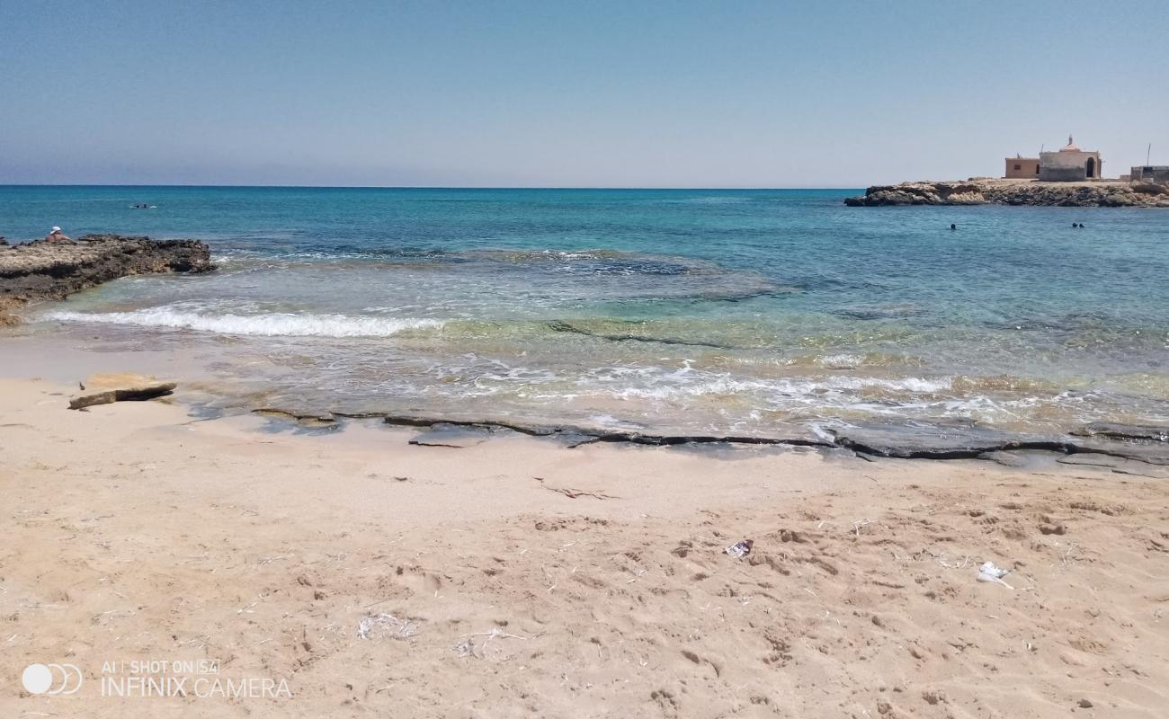 Photo de Alam El Roum Beach avec sable beige de surface