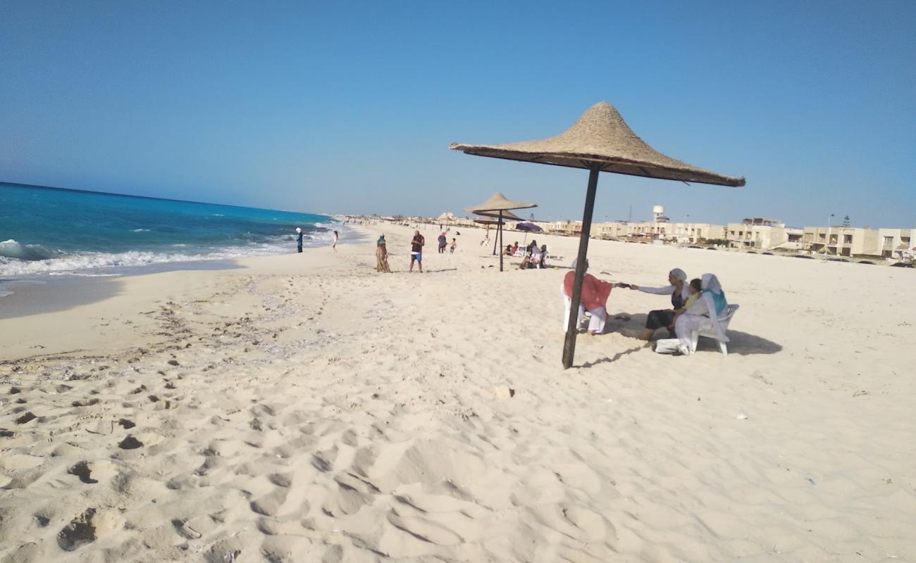 Photo de Zomoroda Beach avec sable fin blanc de surface