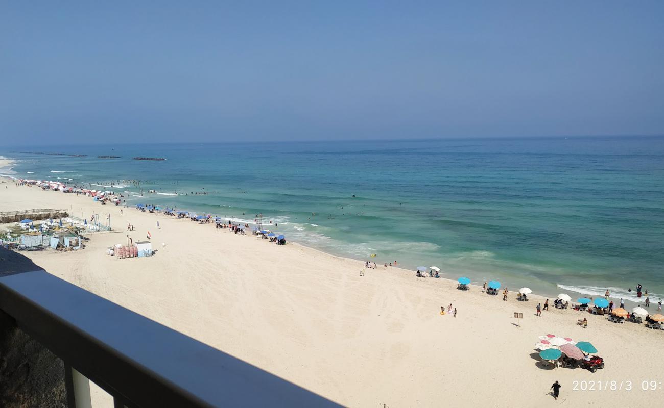 Photo de Abu Yusif beach avec sable blanc de surface