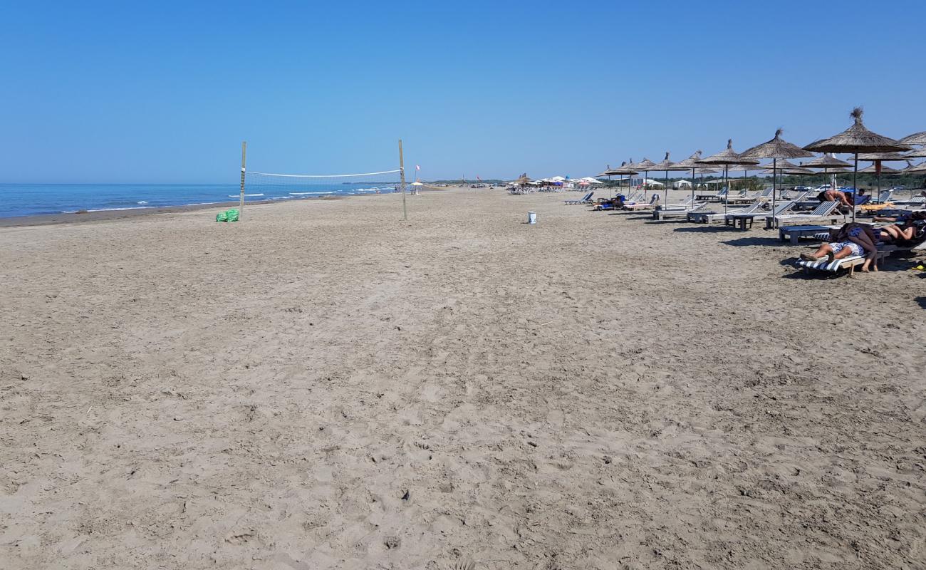 Photo de Seman Beach avec sable brun de surface