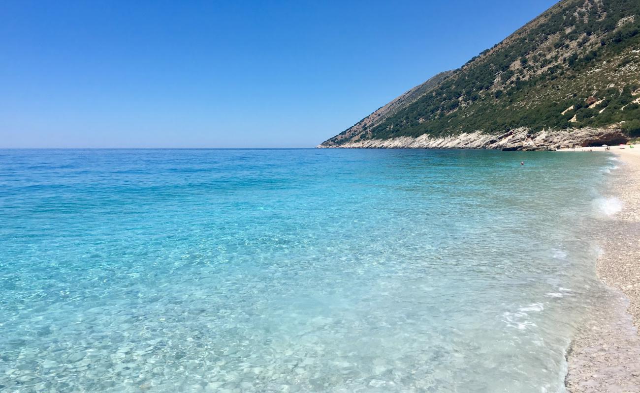 Photo de Palasa II beach avec caillou blanc de surface