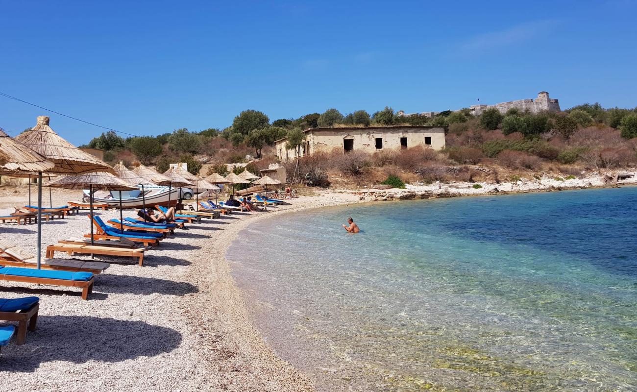 Photo de Palermo beach avec caillou fin blanc de surface