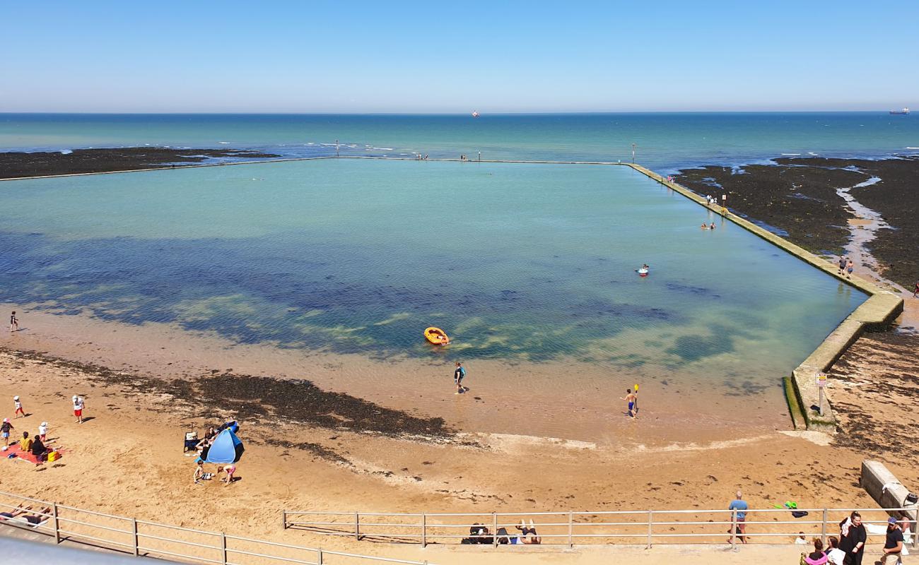 Photo de Walpole Tidal Pool avec sable lumineux de surface