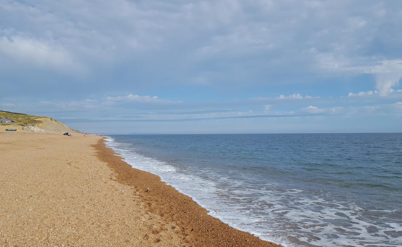 Photo de Plage de Hive avec caillou fin clair de surface