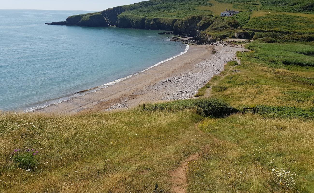 Photo de Man Sands avec sable gris avec caillou de surface