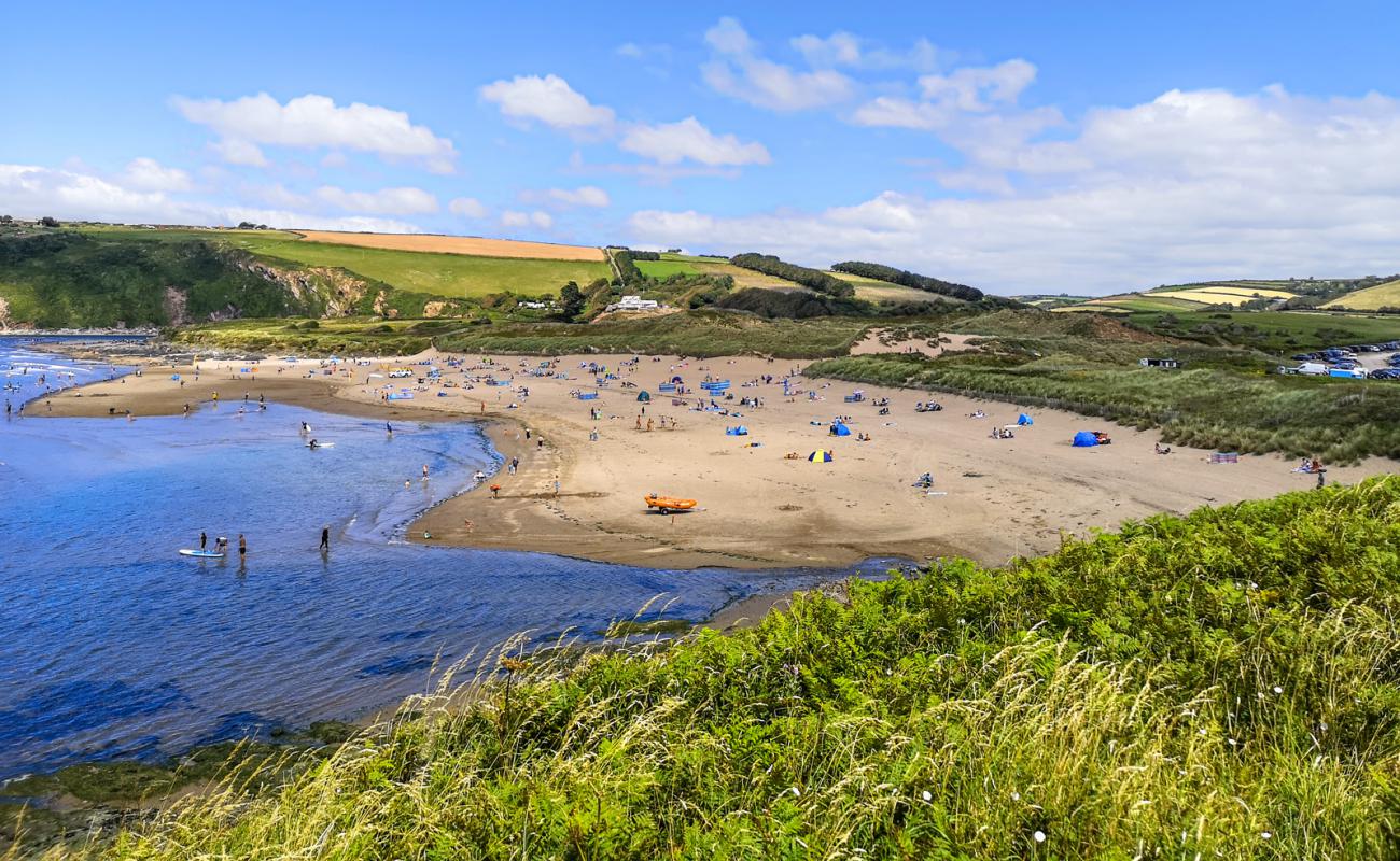 Photo de Plage de Bantham avec sable beige de surface