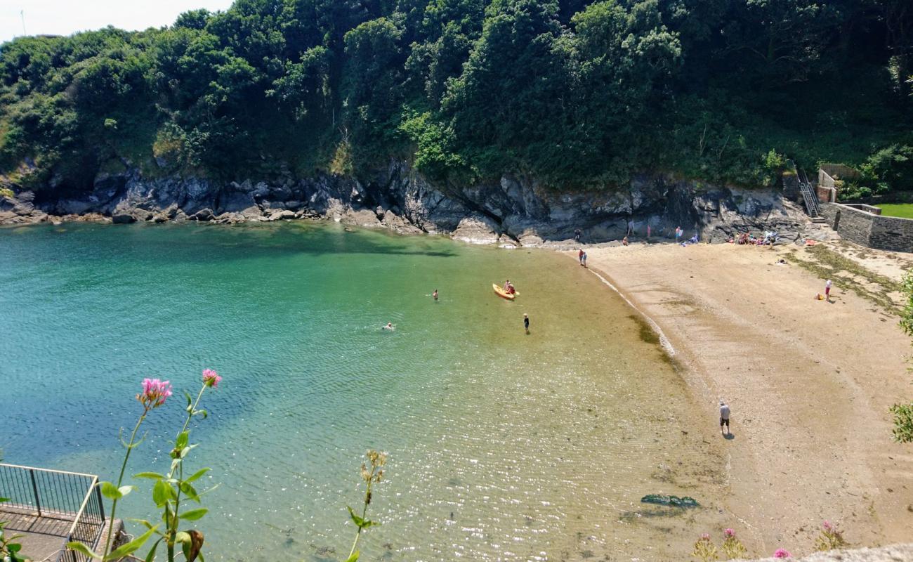 Photo de Readymoney Cove avec sable lumineux de surface